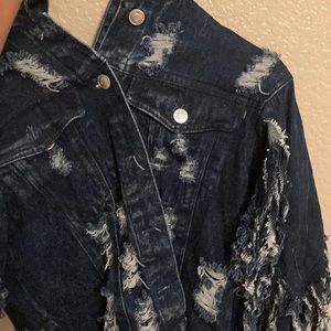 hi im selling my jean jacket that i dont wear.